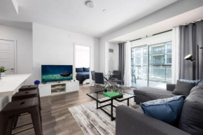 Innisfil Paradise with a Private BBQ and Balcony